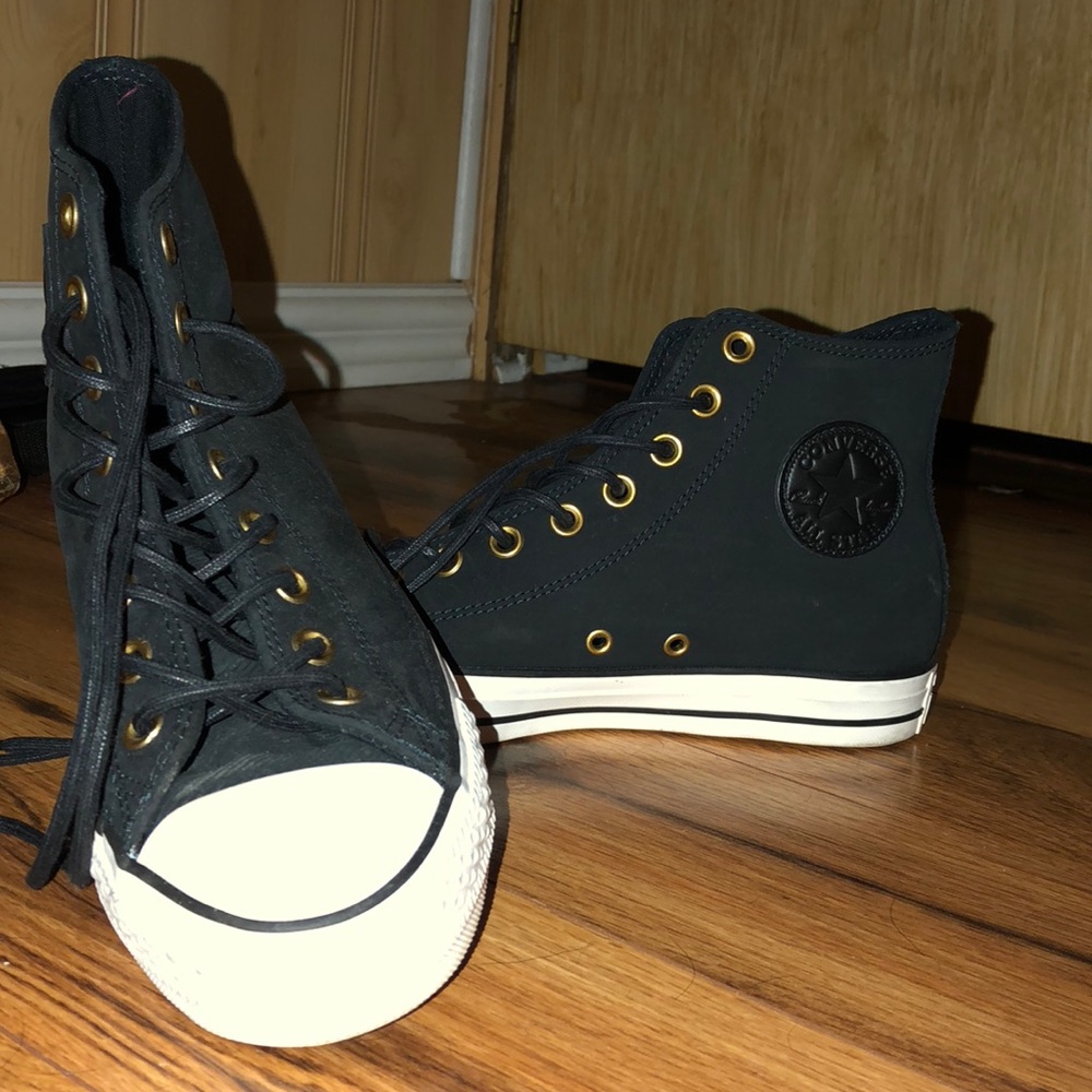 converse BRAND NEW